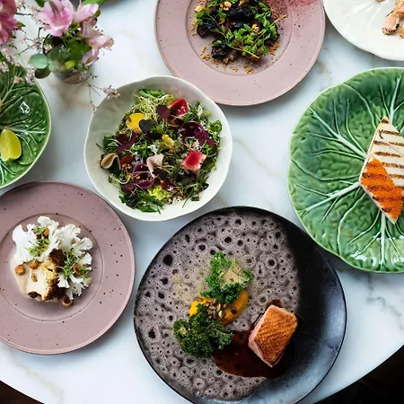 Clarion The Hub Hotel 4*