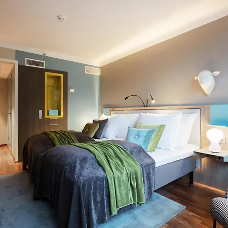 Hotel Clarion The Hub 4*