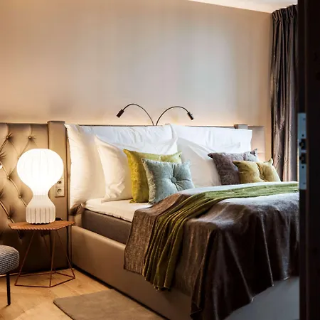 Clarion The Hub Hotel