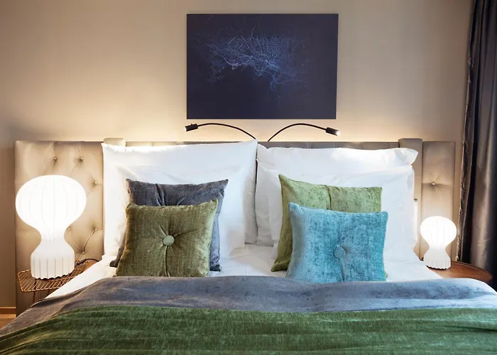 Hotel Clarion The Hub 4*