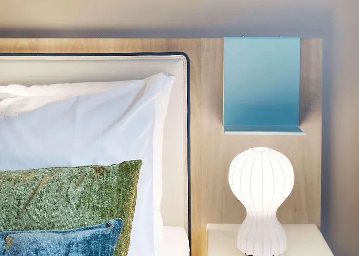 Clarion The Hub Hotel 4*